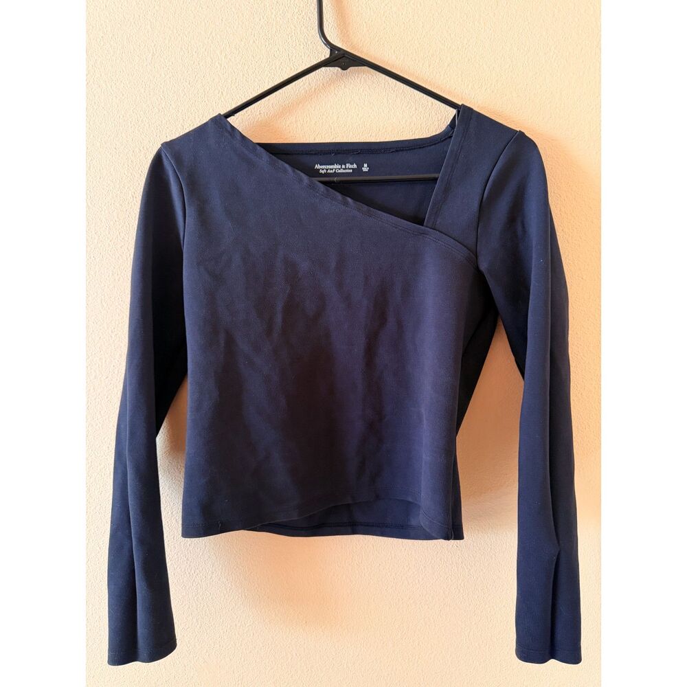 Abercrombie & Fitch Soft A&F Asymmetric Long Sleeve Top - Black (Size Medium)
